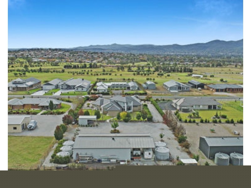 7 Rodeo Drive, Tamworth NSW 2340