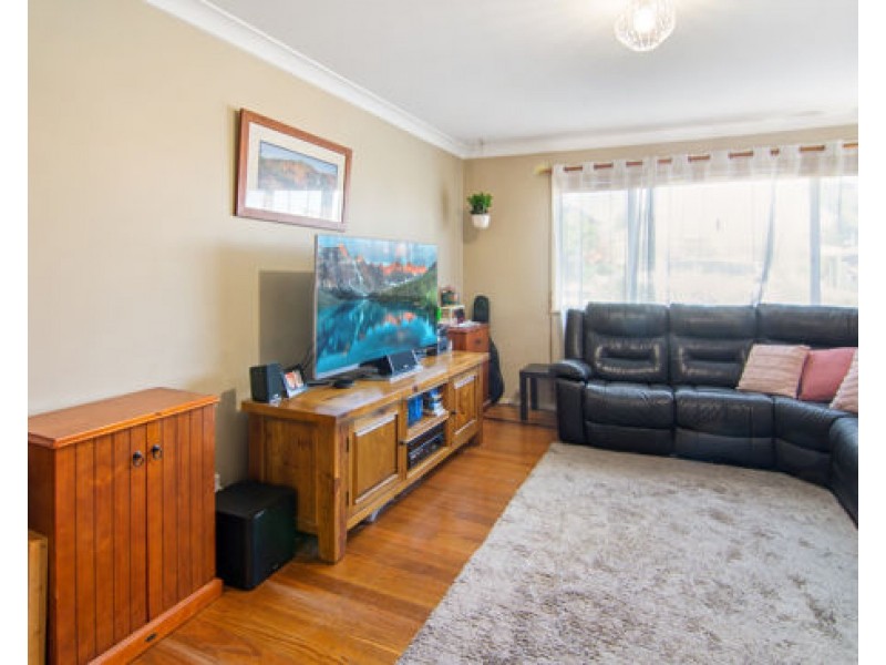 16 Yarmouth Parade, Tamworth NSW 2340