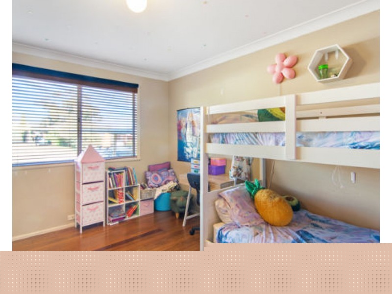 16 Yarmouth Parade, Tamworth NSW 2340