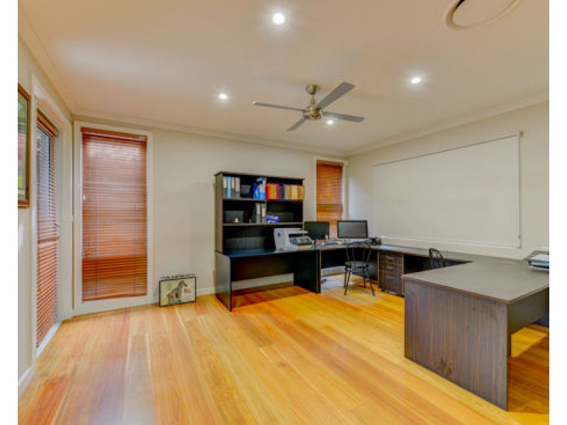 12 The Grange, Tamworth NSW 2340