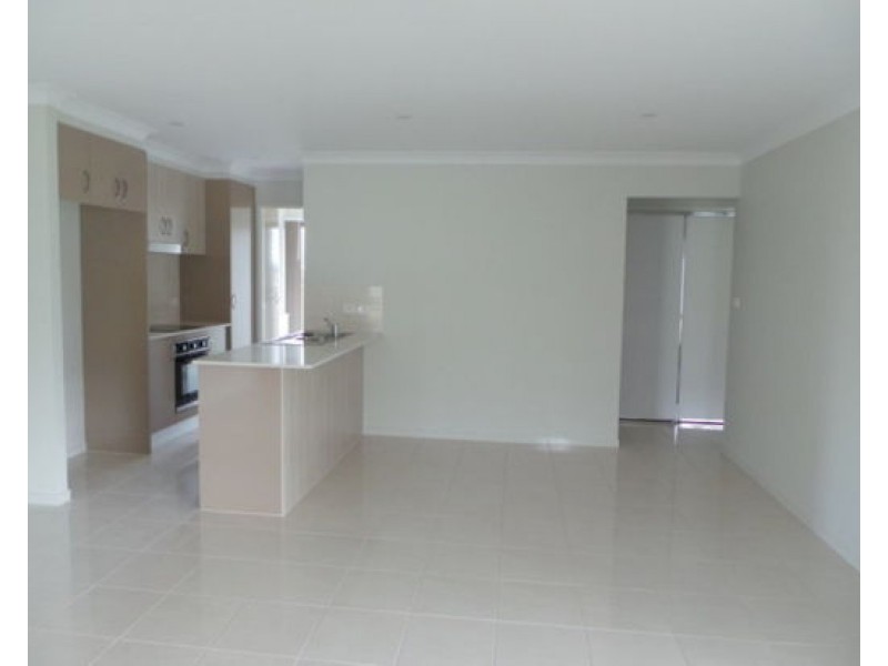 62 Tulipwood Crescent, Tamworth NSW 2340