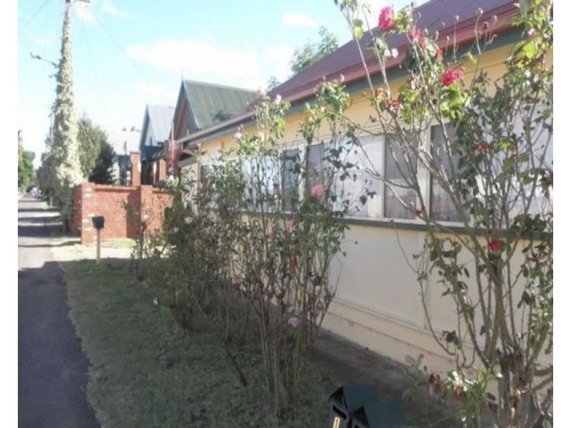 Unit 4/98 Griffin Avenue, Tamworth NSW 2340