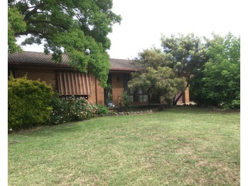 39 Boronia Drive, Tamworth NSW 2340