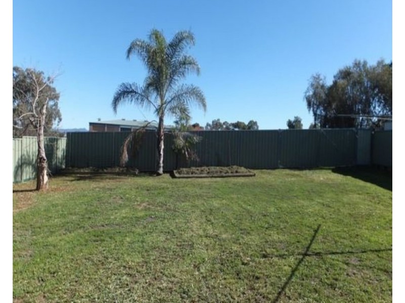 39 Boronia Drive, Tamworth NSW 2340
