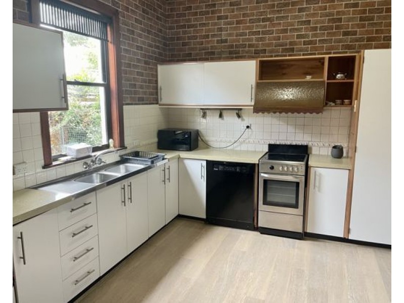 75 Church Street, Tamworth NSW 2340