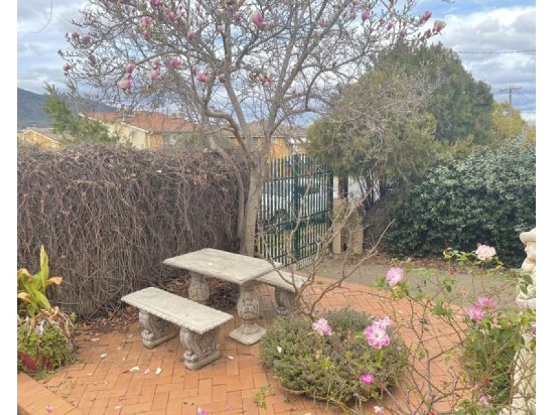 75 Church Street, Tamworth NSW 2340