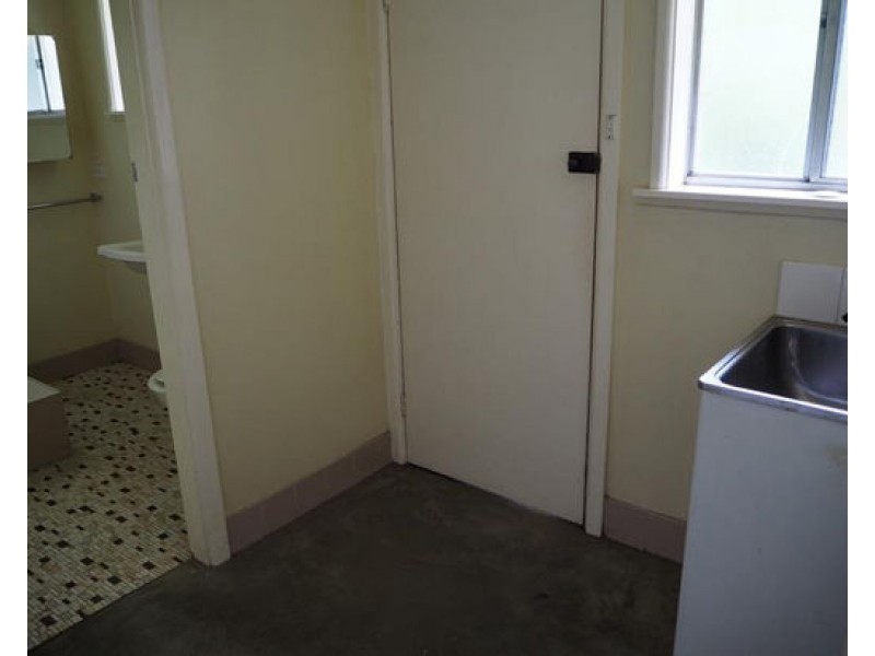2/167 Carthage Street, Tamworth NSW 2340