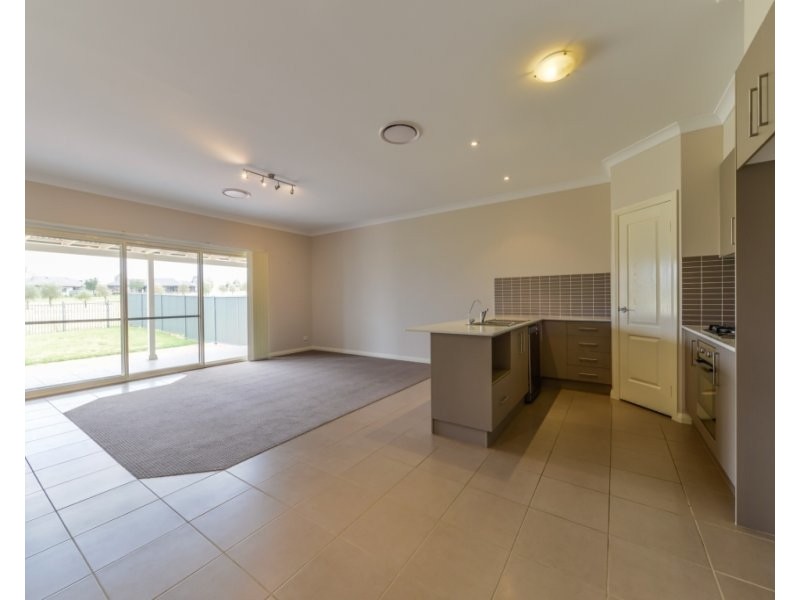 86A The Heights, Tamworth NSW 2340