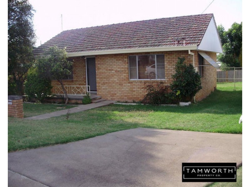 9 Wongala Street, Tamworth NSW 2340