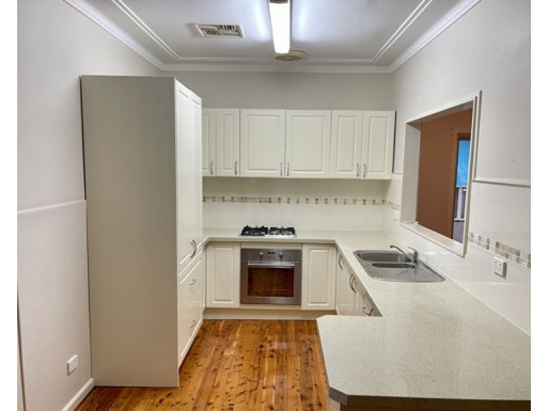 17 Churchill Street, Tamworth NSW 2340