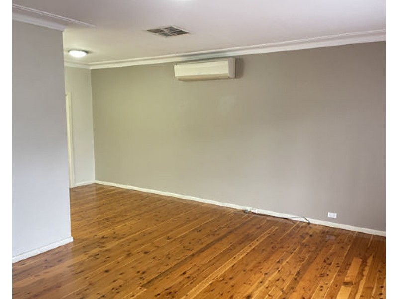 17 Churchill Street, Tamworth NSW 2340