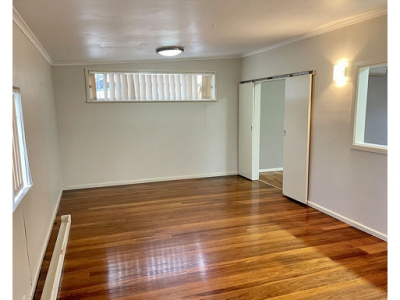 17 Churchill Street, Tamworth NSW 2340