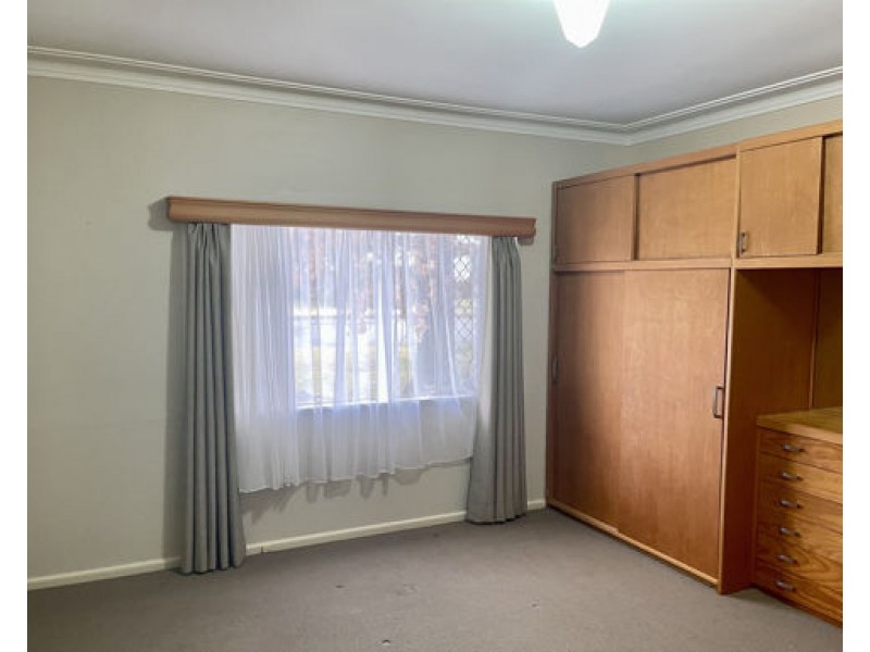 17 Churchill Street, Tamworth NSW 2340