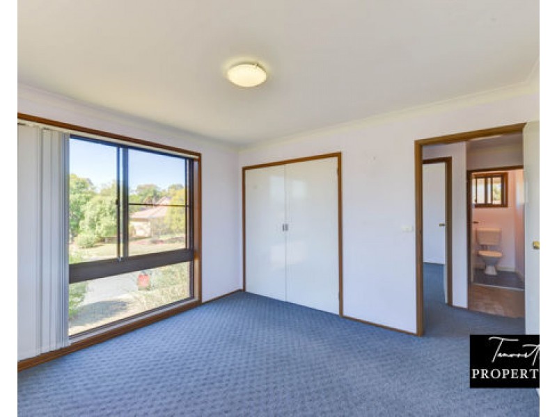 3/4 Illoura Street, Tamworth NSW 2340