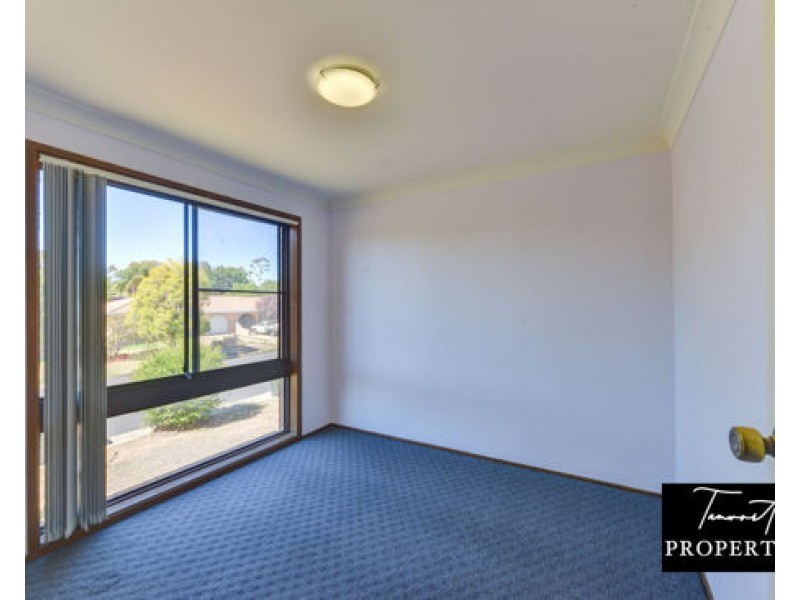 3/4 Illoura Street, Tamworth NSW 2340