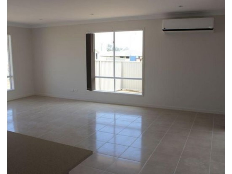 7 McKinlay Place, Tamworth NSW 2340