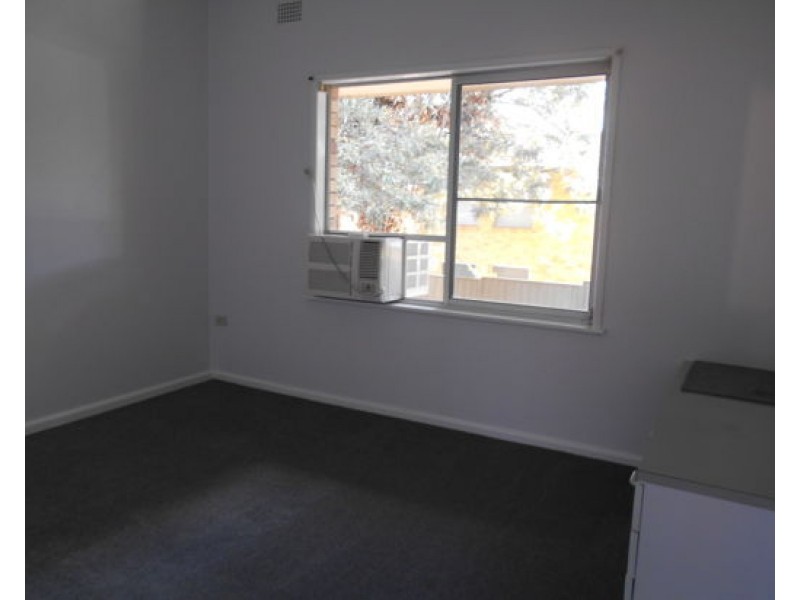 2/81 Rawson Avenue, Tamworth NSW 2340