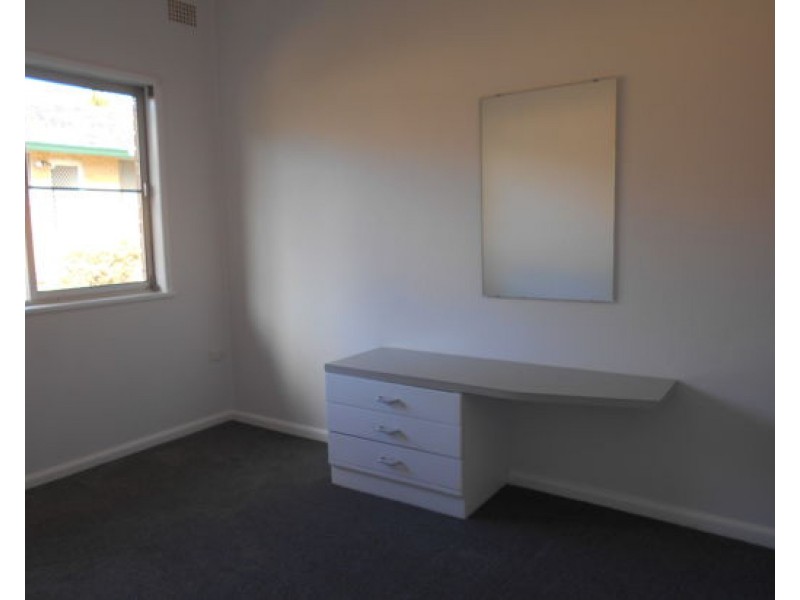 2/81 Rawson Avenue, Tamworth NSW 2340