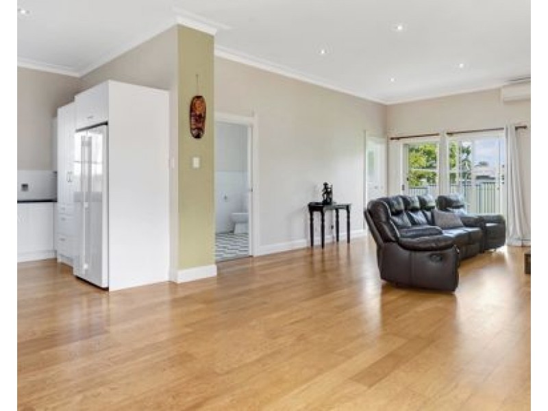 22 Dean Street, Tamworth NSW 2340