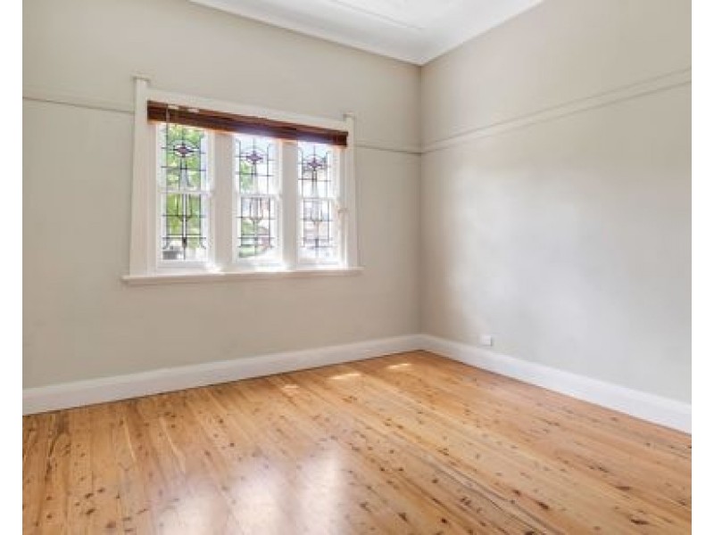 22 Dean Street, Tamworth NSW 2340