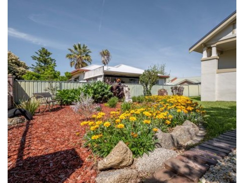 22 Dean Street, Tamworth NSW 2340