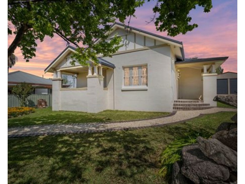 22 Dean Street, Tamworth NSW 2340