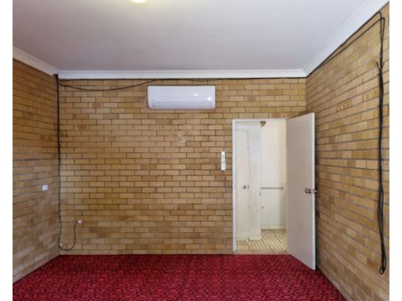 2/58 Denman Avenue, Tamworth NSW 2340