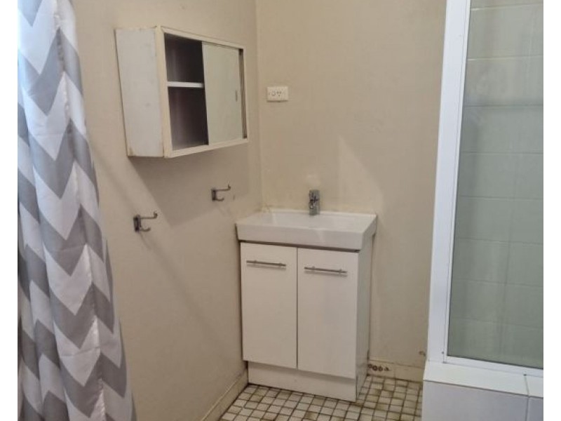 2/58 Denman Avenue, Tamworth NSW 2340