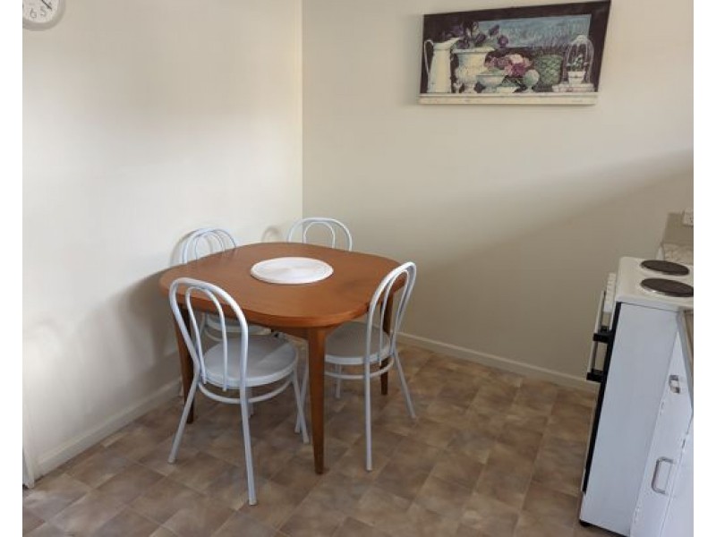 8/9-13 Diane Street, Tamworth NSW 2340