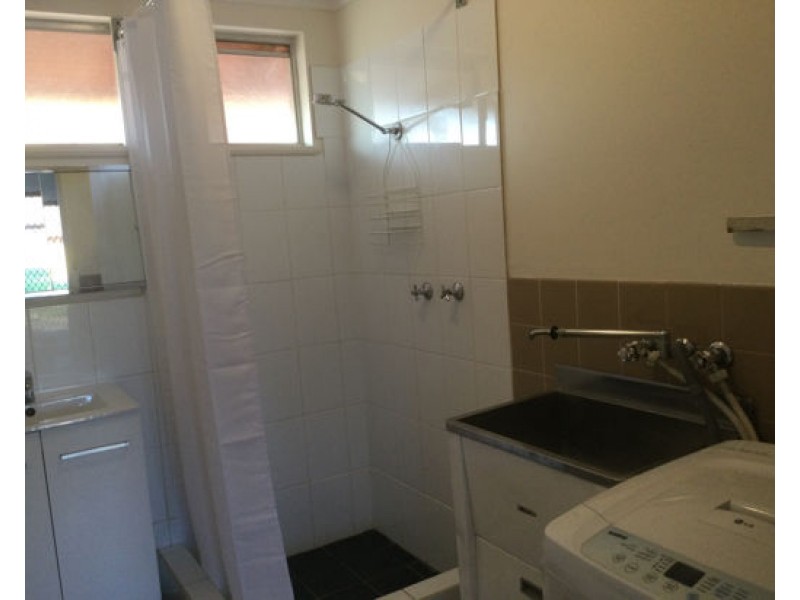 8/9-13 Diane Street, Tamworth NSW 2340