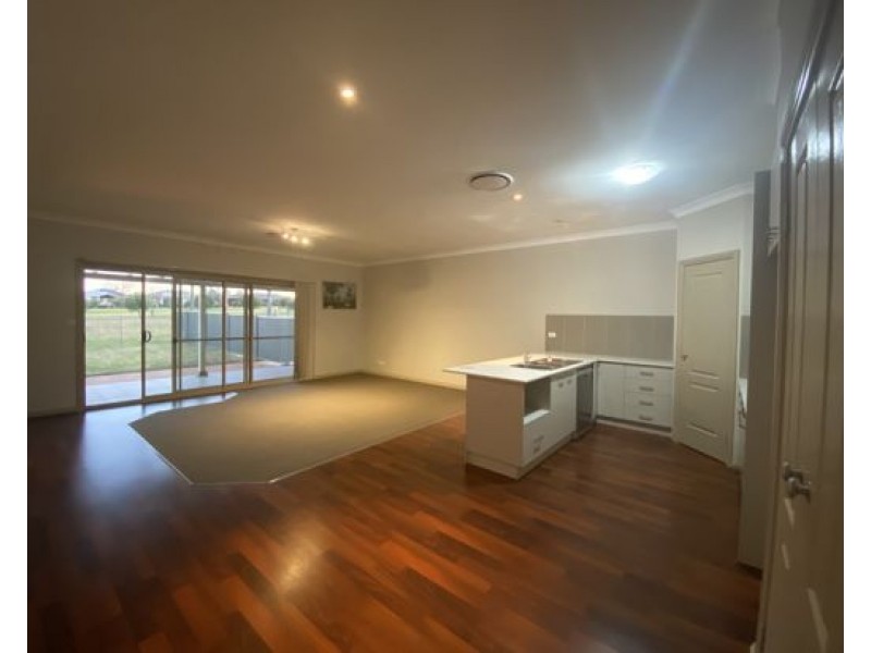 88A The Heights, Tamworth NSW 2340