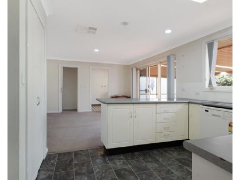 74 Tribe Street, Tamworth NSW 2340