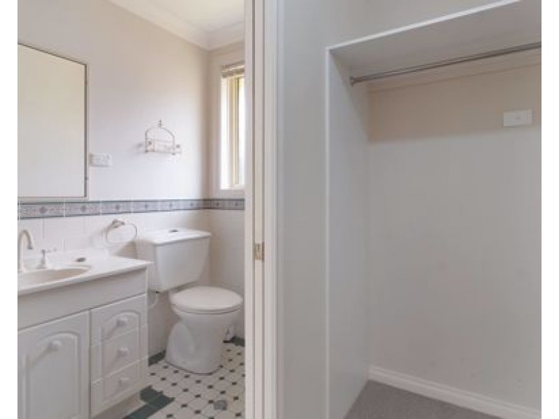 74 Tribe Street, Tamworth NSW 2340