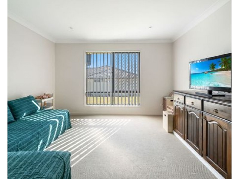 14 Mckinlay Place, Tamworth NSW 2340