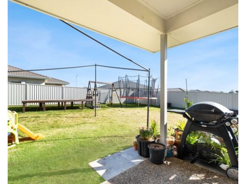 14 Mckinlay Place, Tamworth NSW 2340