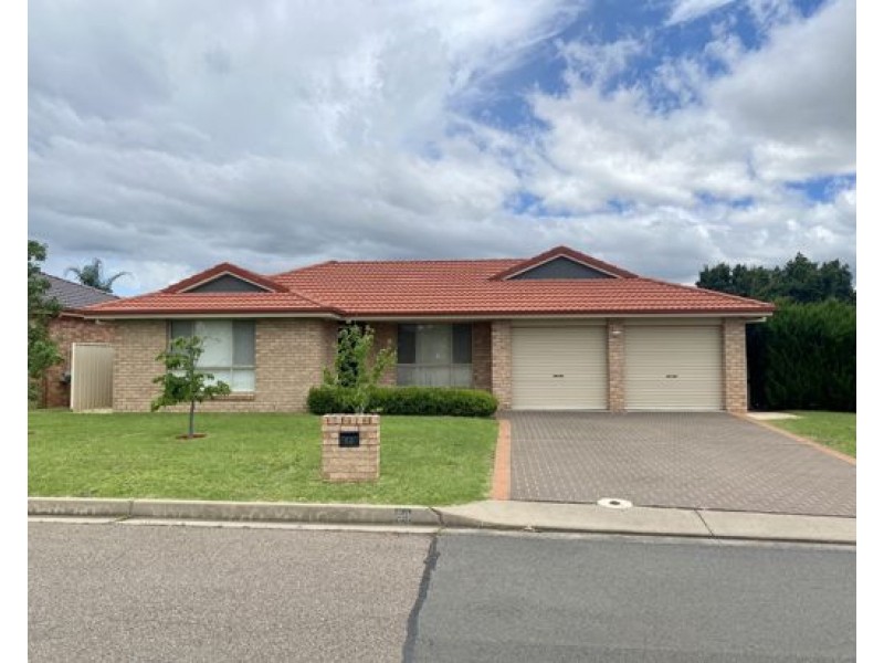 50 Morilla Street, Tamworth NSW 2340