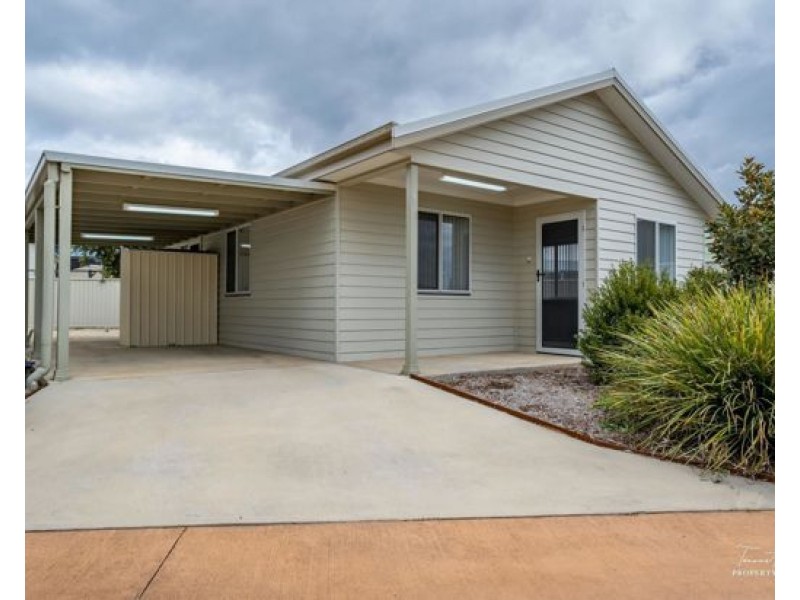 60/19-51 Warral Road, Tamworth NSW 2340