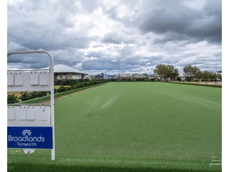 60/19-51 Warral Road, Tamworth NSW 2340