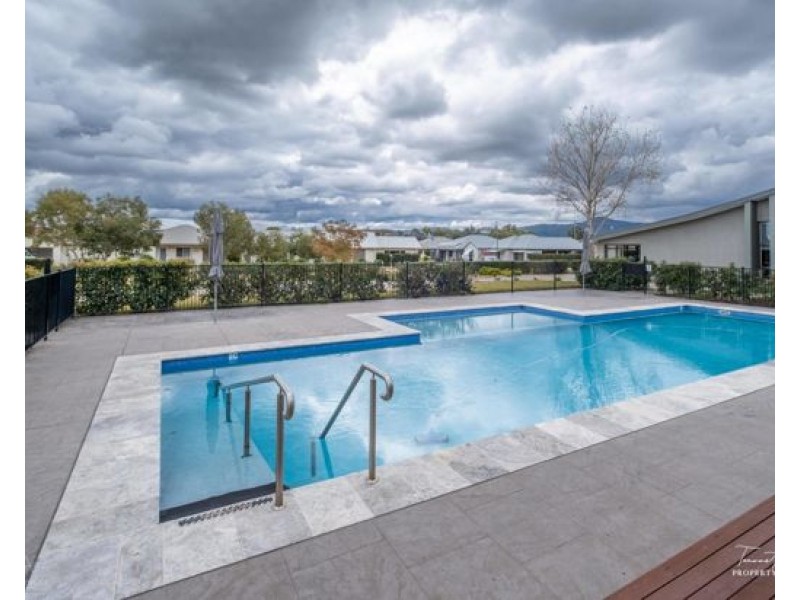 60/19-51 Warral Road, Tamworth NSW 2340