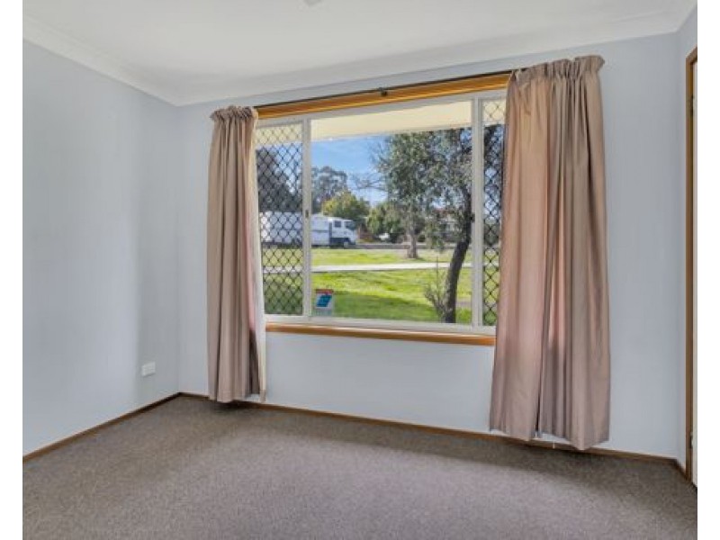 2 Higgins Lane, Tamworth NSW 2340