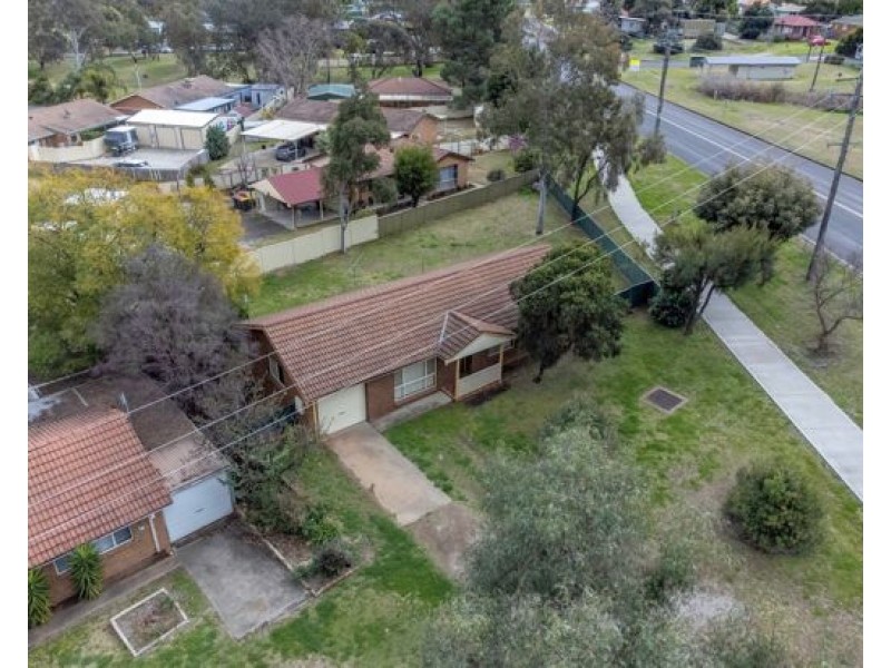 2 Higgins Lane, Tamworth NSW 2340
