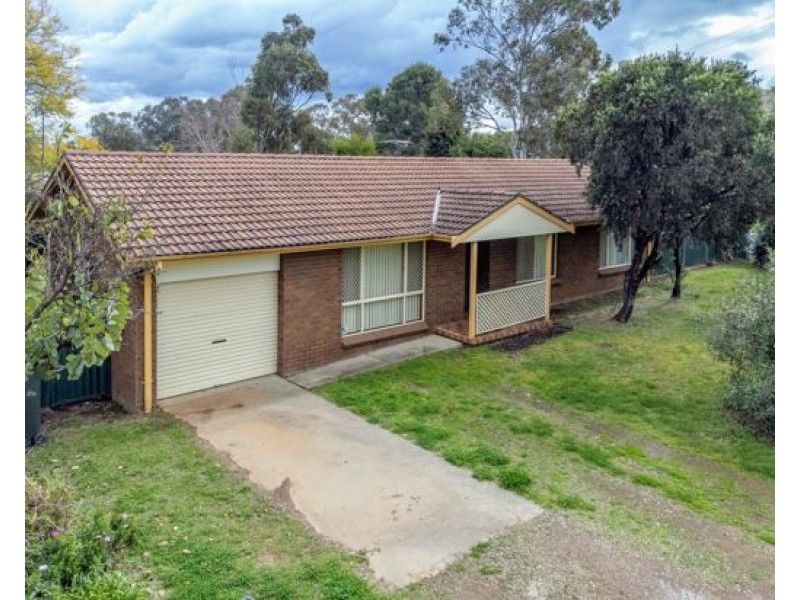 2 Higgins Lane, Tamworth NSW 2340