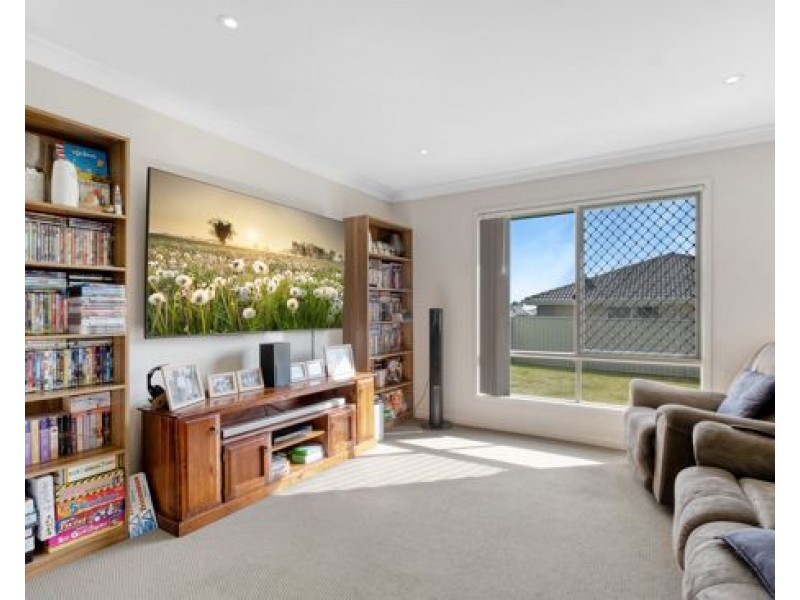 13 Mckinlay Place, Tamworth NSW 2340