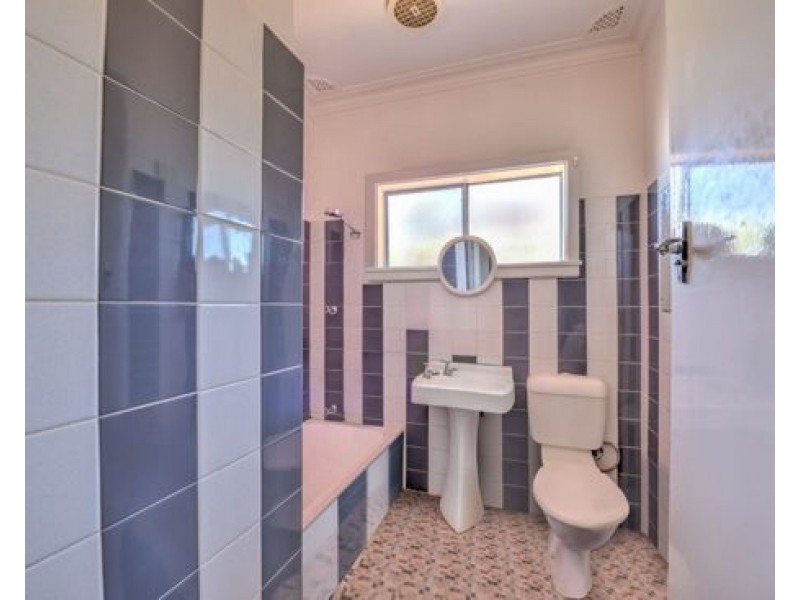 1-2/42 Kathleen Street, South Tamworth NSW 2340