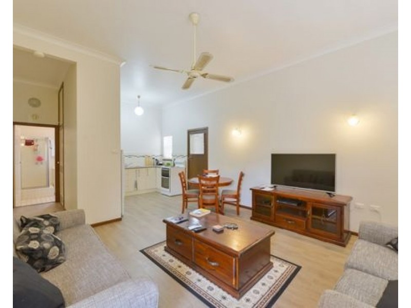 2/84 Fitzroy Street, Tamworth NSW 2340