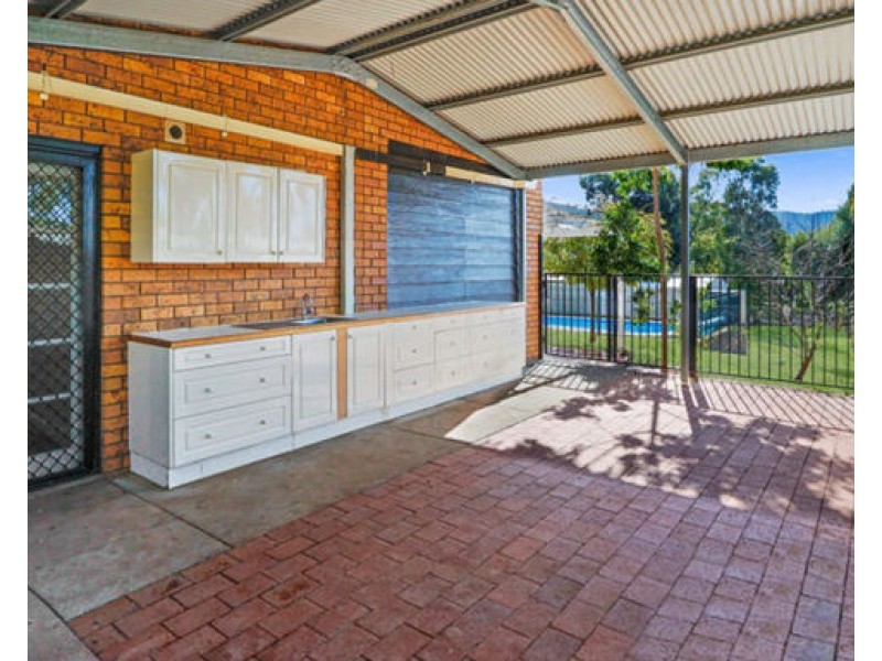 2a Myrene Avenue, Tamworth NSW 2340