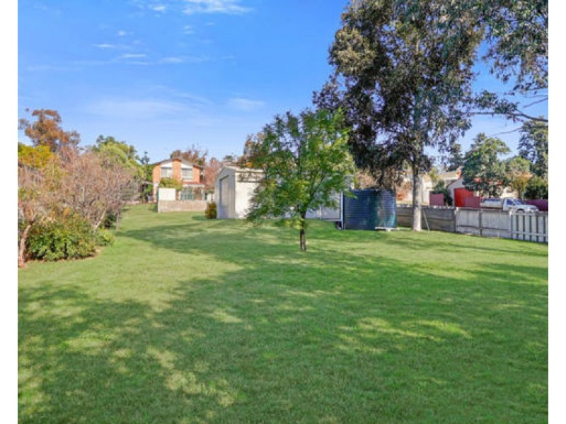 2a Myrene Avenue, Tamworth NSW 2340