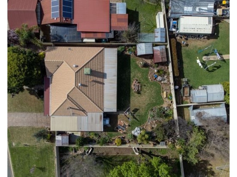 2 Hamilton Court, Tamworth NSW 2340