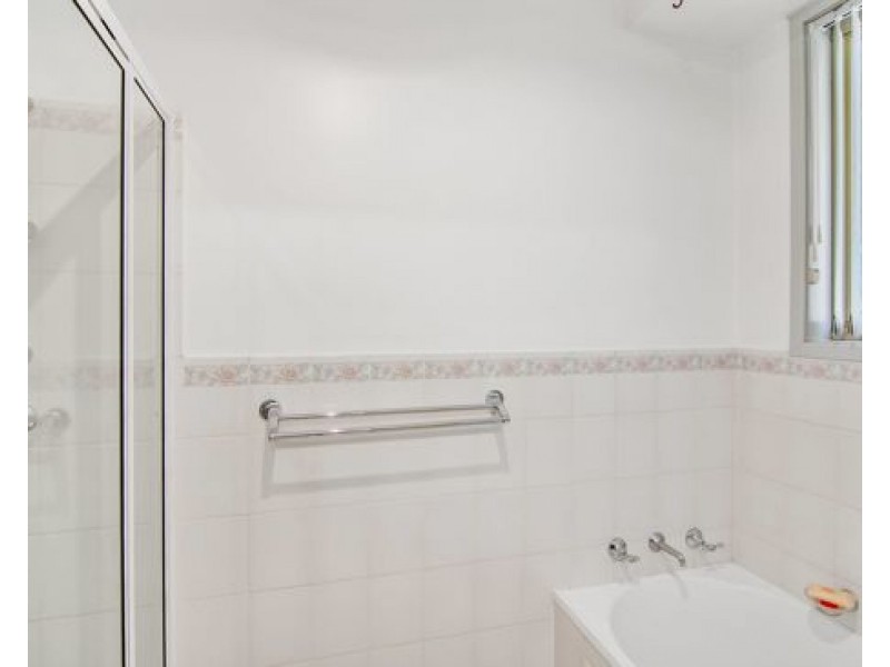 25 Ford Street, Tamworth NSW 2340