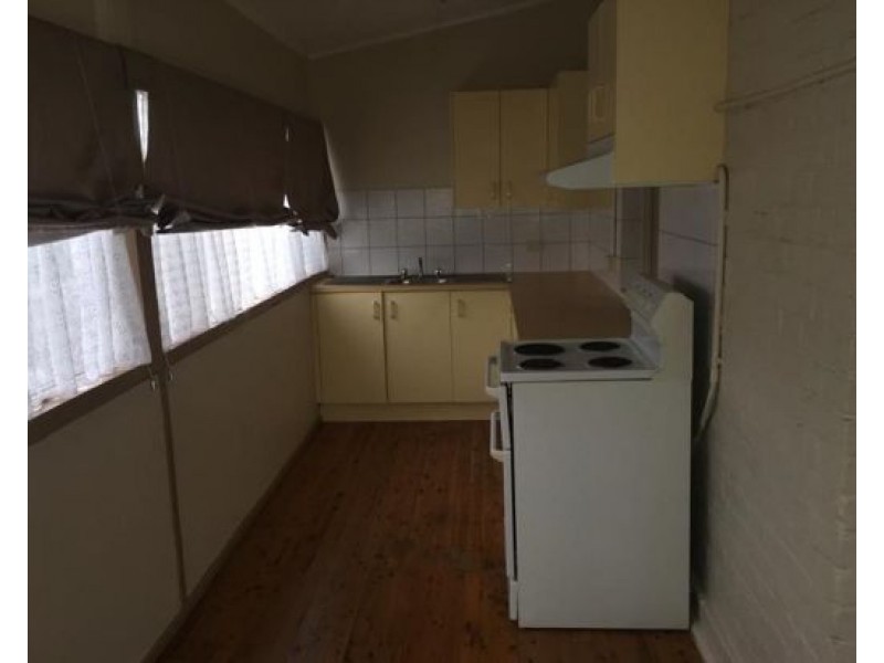 2/98 Griffin Avenue, Tamworth NSW 2340